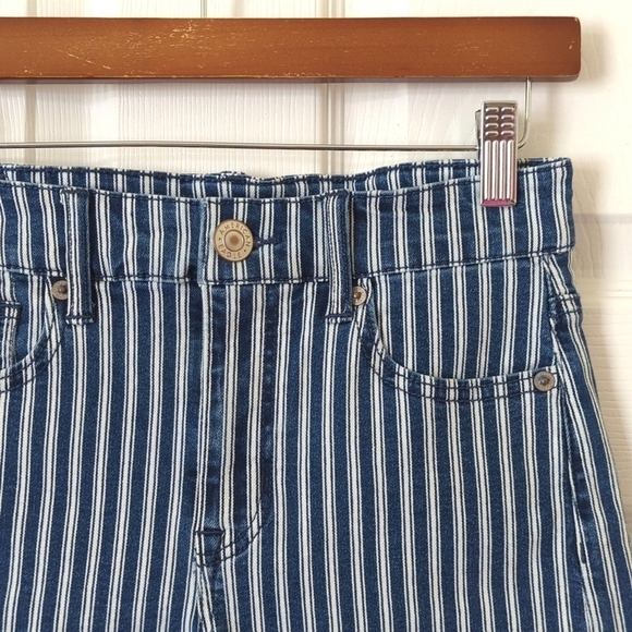 American Eagle Retro Striped Dark Wash High Waisted Shortie Jean Shorts 4 - Picture 2 of 12